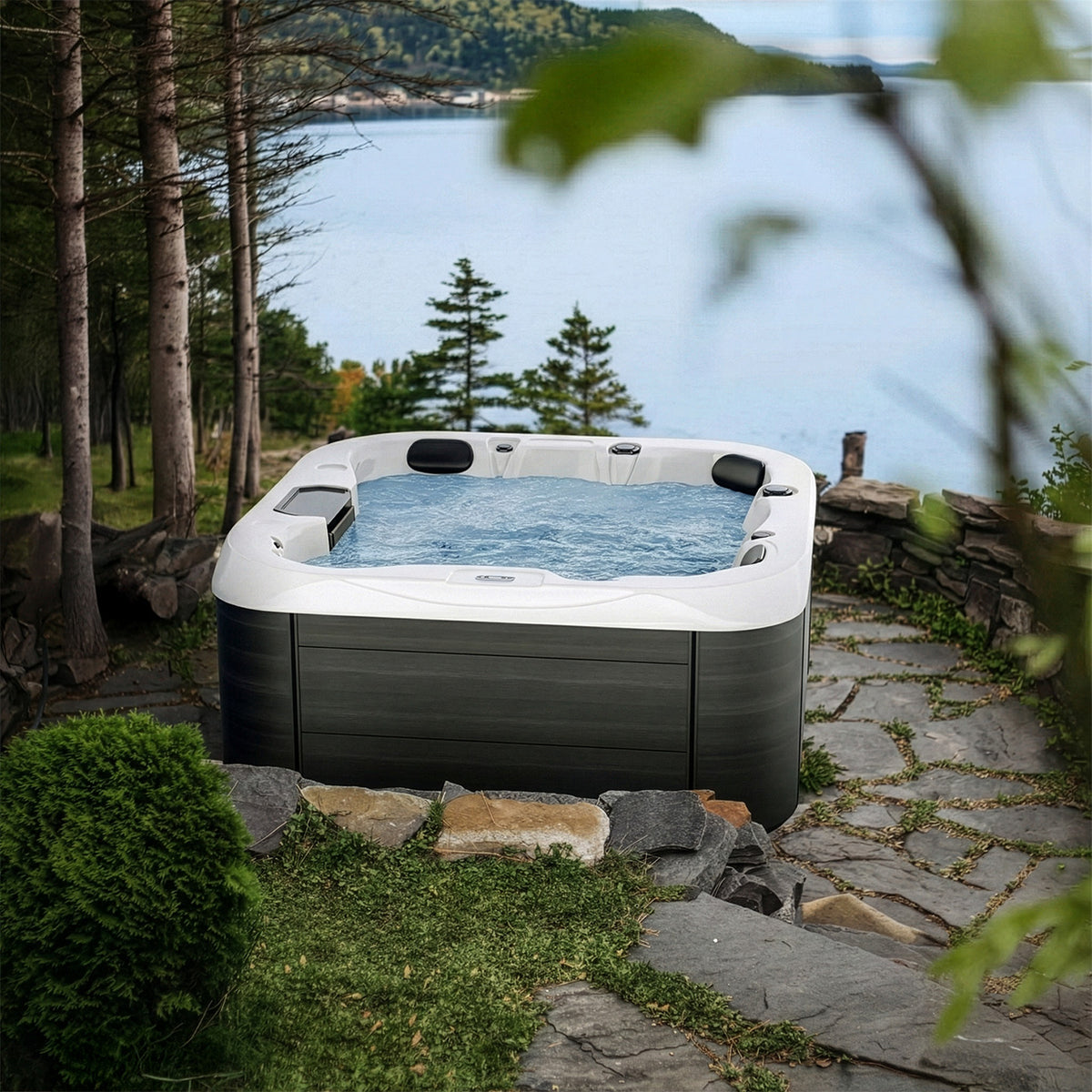 Spa extérieur 5 places - 31 jets orientables - chromothérapie - PS-J555